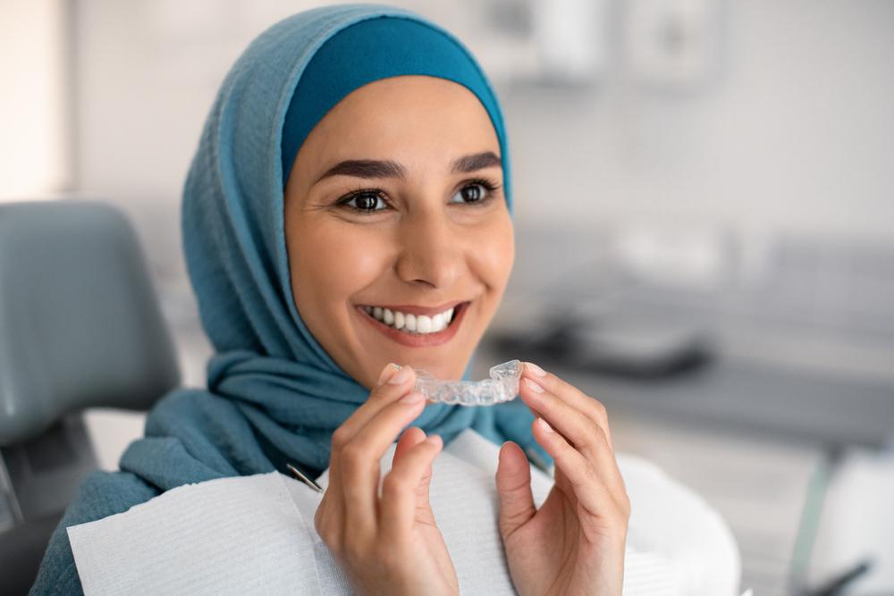 قوالب تبييض الاسنان
